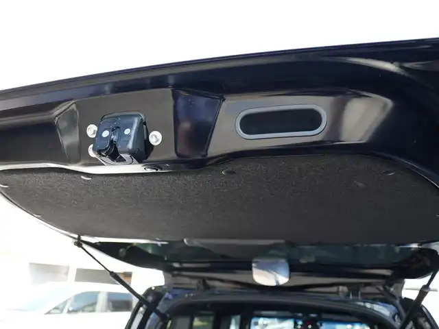 ホンダ Ｎ ＢＯＸ カスタム L ターボ スタイル+ブラック 静岡県 2022(令4)年 1.3万km クリスタルブラックパール Honda SENSING/オートリトラミラー/アレルクリーンプラスシート/プライムスムース＆トリコットコンビシート/プラズマクラスター技術搭載フルオート・エアコンディショナー/リア両側パワースライドドア/前席用i-サイドエアバッグシステム＋サイドカーテンエアバッグシステム(前席/後席対応)/運転席＆助手席シートバックテーブル/運転席＆助手席シートヒーター/ブラック塗装 15インチアルミホイール/本革巻ステアリングホイール・セレクトレバーノブ/DOPインターナビ/渋滞追従機能付ACC/純正フロアマット/純正ドアバイザー/ビルドインETC/フォグランプ/オートブレーキホールド付電子制御パーキングブレーキ