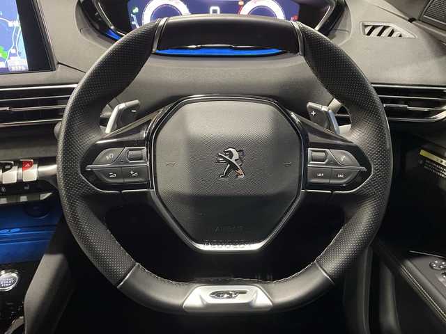 プジョー ５００８ GT ブルーHDi 福島県 2020(令2)年 4万km エメラルドクリスタル １オーナー　サンルーフ　全方位　メーカーナビ　ハーフレザーシート　ルーフレール　クルコン　ＥＴＣ　シートヒーター　パワーバックドア　クリアランスソナー　衝突軽減　レーンキープ　純正アルミホイール有