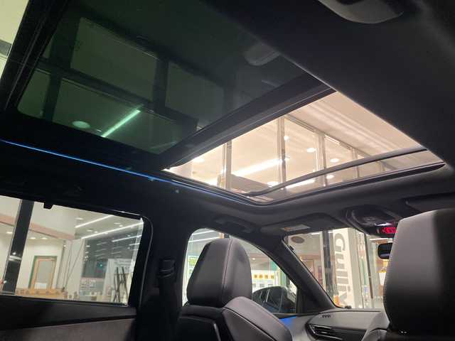 プジョー ５００８ GT ブルーHDi 福島県 2020(令2)年 4万km エメラルドクリスタル １オーナー　サンルーフ　全方位　メーカーナビ　ハーフレザーシート　ルーフレール　クルコン　ＥＴＣ　シートヒーター　パワーバックドア　クリアランスソナー　衝突軽減　レーンキープ　純正アルミホイール有