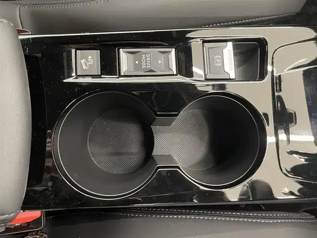 プジョー ２００８ GTライン 岡山県 2020(令2)年 3.2万km ネイクルホワイト 純正ディスプレイオーディオ/・Ｂｌｕｅｔｏｏｔｈ/・アップルカープレイ/・アンドロイドオート/ハンズフリーアクセス/バックカメラ/アンビエンスライト/コーナーセンサー/ＡＣＣ/ワイヤレスチャージ/ディレクショナルヘッドライト/インテリジェントハイビーム/アクティブセーフティーブレーキ/トラフィックサインインフォメーション/ブラインドスポットアシスト/疲労検知システム