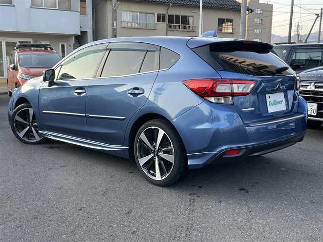 スバル インプレッサ スポーツ 2．0i－S アイサイト 島根県 2019(平31)年 4.5万km クォーツブルーP 4WD/純正８インチDIATONEメモリナビ　/(AM/FM/フルセグTV/ＣＤ・ＤＶＤ再生/Ｂｌｕｅｔｏｏｔｈ・ＵＳＢ接続)　/アイサイト/プリクラッシュブレーキ/レーンアシスト/全車速追従機能付クルーズコントロール　/誤発進抑制機能/ブラインドスポットモニター/リアコーナーセンサー　/前方ドライブレコーダー　/ＥＴＣ2.0/バックカメラ／サイドカメラ　/前席パワーシート/電動パーキングブレーキ/オートホールド/パドルシフト　/オートハイビーム／ライト　/純正ＬＥＤヘッドライト/純正18インチアルミホイール/プッシュスタート/スマートキー/スペアキー1本/ステアリングスイッチ/電動格納ウインカーミラー/アイドリングストップ/トノカバー