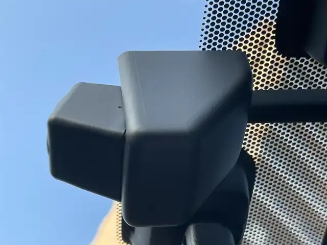 スバル インプレッサ スポーツ 2．0i－S アイサイト 島根県 2019(平31)年 4.5万km クォーツブルーP 4WD/純正８インチDIATONEメモリナビ　/(AM/FM/フルセグTV/ＣＤ・ＤＶＤ再生/Ｂｌｕｅｔｏｏｔｈ・ＵＳＢ接続)　/アイサイト/プリクラッシュブレーキ/レーンアシスト/全車速追従機能付クルーズコントロール　/誤発進抑制機能/ブラインドスポットモニター/リアコーナーセンサー　/前方ドライブレコーダー　/ＥＴＣ2.0/バックカメラ／サイドカメラ　/前席パワーシート/電動パーキングブレーキ/オートホールド/パドルシフト　/オートハイビーム／ライト　/純正ＬＥＤヘッドライト/純正18インチアルミホイール/プッシュスタート/スマートキー/スペアキー1本/ステアリングスイッチ/電動格納ウインカーミラー/アイドリングストップ/トノカバー