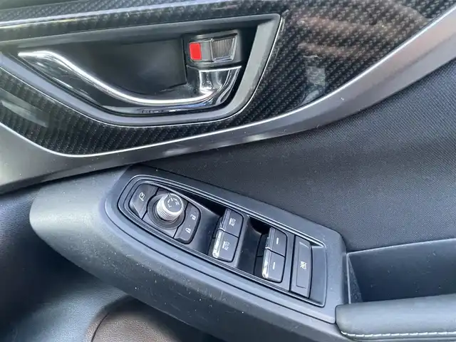 スバル インプレッサ スポーツ 2．0i－S アイサイト 島根県 2019(平31)年 4.5万km クォーツブルーP 4WD/純正８インチDIATONEメモリナビ　/(AM/FM/フルセグTV/ＣＤ・ＤＶＤ再生/Ｂｌｕｅｔｏｏｔｈ・ＵＳＢ接続)　/アイサイト/プリクラッシュブレーキ/レーンアシスト/全車速追従機能付クルーズコントロール　/誤発進抑制機能/ブラインドスポットモニター/リアコーナーセンサー　/前方ドライブレコーダー　/ＥＴＣ2.0/バックカメラ／サイドカメラ　/前席パワーシート/電動パーキングブレーキ/オートホールド/パドルシフト　/オートハイビーム／ライト　/純正ＬＥＤヘッドライト/純正18インチアルミホイール/プッシュスタート/スマートキー/スペアキー1本/ステアリングスイッチ/電動格納ウインカーミラー/アイドリングストップ/トノカバー