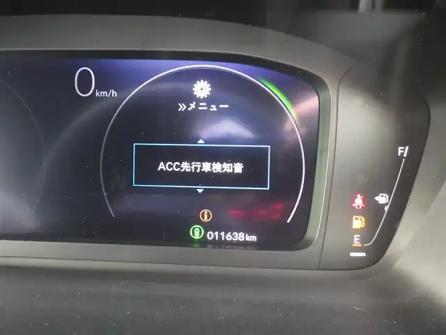 ホンダ ステップワゴン スパーダ eHEV プレミアムライン 千葉県 2023(令5)年 1.2万km プラチナホワイトパール ホンダセンシング/・衝突軽減ブレーキ（CMBS）/・車線維持支援システム（LKAS）/・アダプティブクルーズコントロール（ACC）/・誤発進抑制機能/・後方誤発進抑制機能/・ブラインドスポットインフォメーション/両側パワースライドドア/パワーバックドア/純正コネクトナビ/地デジTV/【DVD/CD再生機能　Bluetooth接続】/【Apple CarPlay　Android Auto対応】/マルチビューカメラシステム/ハーフレザーシート/前席シートヒーター/後席オットマン/ステアリングスイッチ/ETC/LEDヘッドライト/ウインカーミラー/コーナーセンサー/純正17インチアルミホイル/サイド/カーテンエアバッグ/Honda スマートキー