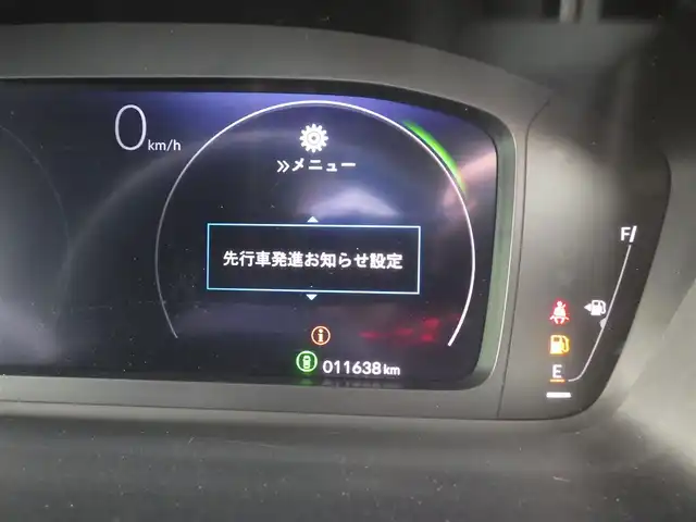ホンダ ステップワゴン スパーダ eHEV プレミアムライン 千葉県 2023(令5)年 1.2万km プラチナホワイトパール ホンダセンシング/・衝突軽減ブレーキ（CMBS）/・車線維持支援システム（LKAS）/・アダプティブクルーズコントロール（ACC）/・誤発進抑制機能/・後方誤発進抑制機能/・ブラインドスポットインフォメーション/両側パワースライドドア/パワーバックドア/純正コネクトナビ/地デジTV/【DVD/CD再生機能　Bluetooth接続】/【Apple CarPlay　Android Auto対応】/マルチビューカメラシステム/ハーフレザーシート/前席シートヒーター/後席オットマン/ステアリングスイッチ/ETC/LEDヘッドライト/ウインカーミラー/コーナーセンサー/純正17インチアルミホイル/サイド/カーテンエアバッグ/Honda スマートキー