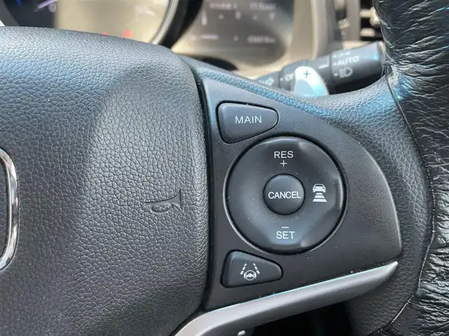ホンダ フィット 13G S ホンダセンシング 長崎県 2019(令1)年 3.6万km プラチナホワイトパール ワンオーナー/純正ナビ/（SD/BT/USB/CD）/純正ドライブレコーダー/ホンダセンシング/アイドリングストップ/ビルトインETC/オートライト/LEDヘッドライト/パドルシフト/ステアリングスイッチ/レーンキープアシスト/レーダークルーズコントロール/スマートキー/スペアキー/純正フロアマット
