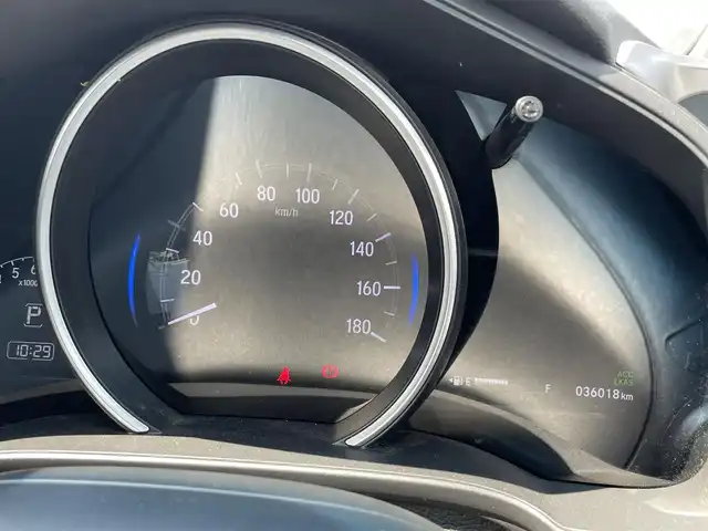 ホンダ フィット 13G S ホンダセンシング 長崎県 2019(令1)年 3.6万km プラチナホワイトパール ワンオーナー/純正ナビ/（SD/BT/USB/CD）/純正ドライブレコーダー/ホンダセンシング/アイドリングストップ/ビルトインETC/オートライト/LEDヘッドライト/パドルシフト/ステアリングスイッチ/レーンキープアシスト/レーダークルーズコントロール/スマートキー/スペアキー/純正フロアマット