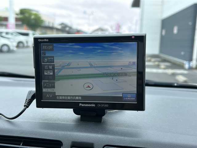 ダイハツ ムーヴ X SA 佐賀県 2013(平25)年 5.2万km パールホワイトⅢ ポータブルナビ(CN-GP530D)/衝突軽減システム/オートライト/スマートキー/アイドリングストップ/革巻きステアリング/布系シート/純正アルミホイール/パワーウィンドウ/パワーステアリング/AAC/ABS/横滑り防止装置/盗難防止装置/保証書/点検記録簿(H26、R1)