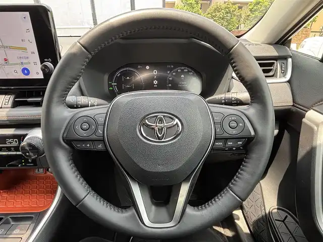 トヨタ ＲＡＶ４ ハイブリッド アドベンチャー 宮城県 2023(令5)年 3.2万km アティチュードブラックマイカ 登録時走行距離３１８２３ｋｍ/純正ディスプレイオーディオ（ナビ機能付）/・フルセグテレビ/・Bluetooth/・ミラキャスト/・FM/AM/レーダークルーズコントロール/レーントレーシングアシスト/プリクラッシュセーフティ/ブラインドスポットモニター/ロードサインアシスト/電動パーキングブレーキ/ブレーキホールド/ETC2.0/ドライブレコーダー/オートライト/オートマチックハイビーム/パワーシート（D席・シートメモリー付）/シートヒーター/シートエアコン/ステアリングヒーター/ルーフレール/ウインカーミラー/LEDヘッドライト/プッシュスタート