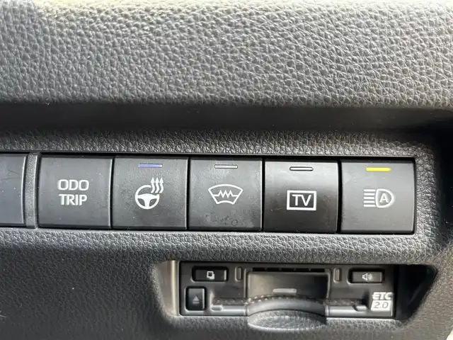 トヨタ ＲＡＶ４ ハイブリッド アドベンチャー 宮城県 2023(令5)年 3.2万km アティチュードブラックマイカ 登録時走行距離３１８２３ｋｍ/純正ディスプレイオーディオ（ナビ機能付）/・フルセグテレビ/・Bluetooth/・ミラキャスト/・FM/AM/レーダークルーズコントロール/レーントレーシングアシスト/プリクラッシュセーフティ/ブラインドスポットモニター/ロードサインアシスト/電動パーキングブレーキ/ブレーキホールド/ETC2.0/ドライブレコーダー/オートライト/オートマチックハイビーム/パワーシート（D席・シートメモリー付）/シートヒーター/シートエアコン/ステアリングヒーター/ルーフレール/ウインカーミラー/LEDヘッドライト/プッシュスタート