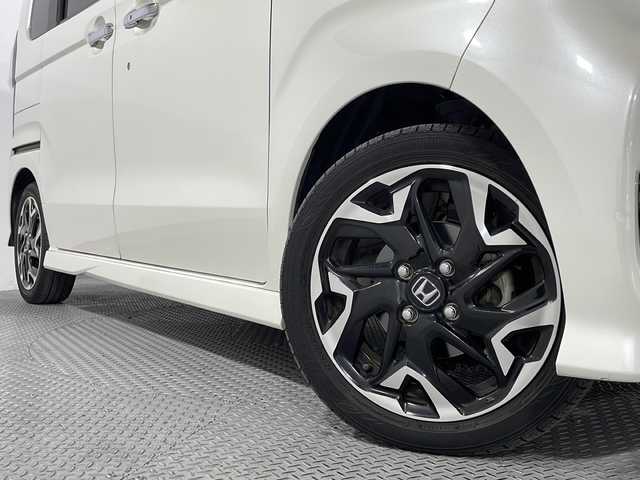 ホンダ Ｎ ＢＯＸ カスタム G L ターボ ホンダセンシング 広島県 2018(平30)年 2.5万km プレミアムホワイトパールⅡ 純正8型ナビ/両側パワースライドドア/バックカメラ/パドルシフト/ハーフレザーシート/ホンダセンシング/・衝突軽減ブレーキ/・レーンキープアシスト/・アダプティブクルーズコントロール/・誤発進抑制機能/LEDヘッドランプ/純正15インチAW/ETC