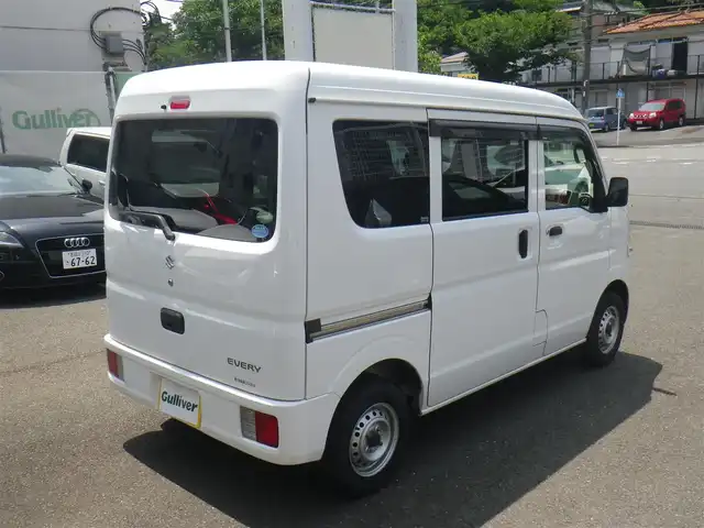 スズキ エブリイ PC 神奈川県 2017(平29)年 2.8万km スペリアホワイト 登録時27740km/社外ポータブルナビ/（ワンセグTV/SD）/純正オーディオ/前席パワーウインドウ/キーレスキー/スペアキー/ETC/オーバーヘッドコンソール/純正ゴムマット/純正サイドバイザー/取説書/保証書/点検記録/ 30/7  R1/7  R3/7/ R4/8  R5/7