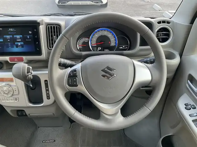 スズキ エブリィ ワゴン PZターボ 滋賀県 2024(令6)年 0.6万km ブルーイッシュブラックパール3 ワンオーナー/車検9年11月まで/ターボ車/スズキセーフティサポート/純正7インチディスプレイオーディオ/　　スマートフォン連携機能、Bluetooth/バックカメラ/片側パワースライドドア/ETC/純正LEDヘッドライト、LEDフォグランプ/運転席シートヒーター/USB電源ソケット/純正14インチアルミホイール/スペアキー有り/取扱説明書/保証書/