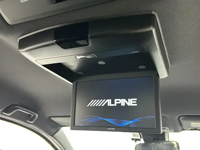 トヨタ ヴォクシー ZS G’s 大阪府 2016(平28)年 6.8万km ホワイトパールクリスタルシャイン ALPINE9incナビ(フルセグ/DVD再生/Bluetooth) Bカメラ 後席モニター ETC ハーフレザー 衝突軽減 トヨタセーフティセンス スマートキー Pスタート オートライト