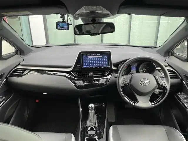 トヨタ Ｃ－ＨＲ G モード ネロ 香川県 2019(平31)年 3.1万km ブラックマイカ 登録時走行距離；30213km/９インチ純正ナビ/前後ドライブレコーダー/ＥＴＣ/衝突軽減システム/レーンキープアシスト/ブラインドスポットモニター/クルーズコントロール/オートマチックハイビーム/革巻きステアリング/ステアリングスイッチ/シートヒーター/純正フロアマット/ドアバイザー/スマートキー/プッシュスタート
