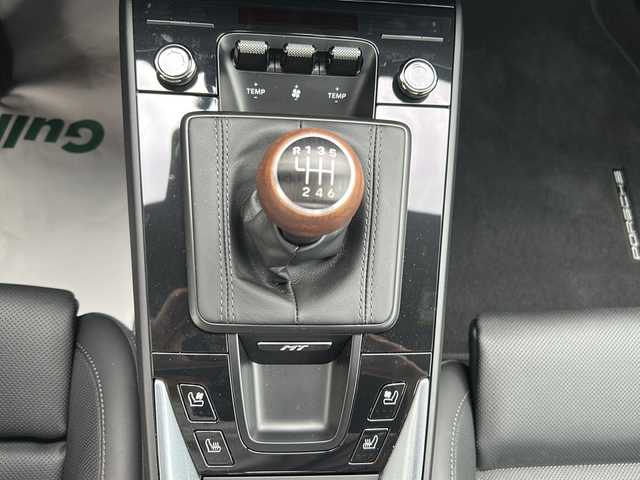 ポルシェ ポルシェ ９１１ カレラT 埼玉県 2025(令7)年 0.4万km グレーＭ ワンオーナー/黒レザーインテリア/バナジウムグレーメタリック/マトリクスLEDヘッドライト/アダプティブスポーツシートプラス（18way電動調節、メモリーパッケージ付）/前席シートベンチレーション/ExclusiveDesignフューエルキャップ/純正ディスプレイオーディオ/ナビ/BT/FM/全周囲カメラ　/バックカメラ/前後ドライブレコーダー　/ビルトインＥＴＣ　/前席シートヒーター　/前席エアーシート　/前席パワーシート/運転席メモリーシート/オートハイビーム/オートライト/ＡＣＣ/衝突軽減システム　/ＢＳＭ　/高速道路ライトシステム/疲労軽減システム/ポルシェ２Ｘ危険警告/湿気検知システム/後退車両検知警告/退出警告/横滑り防止/置くだけ充電/スマートキー　/デコラティブサイドロゴ/純正アルミホイール（ハイグロスブラック塗装、ハイポリッシュ仕上げ）/LHD仕様/保証書　/取扱説明書