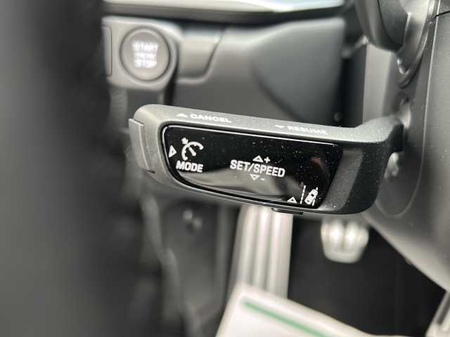 ポルシェ ポルシェ ９１１ カレラT 埼玉県 2025(令7)年 0.4万km グレーＭ ワンオーナー/黒レザーインテリア/バナジウムグレーメタリック/マトリクスLEDヘッドライト/アダプティブスポーツシートプラス（18way電動調節、メモリーパッケージ付）/前席シートベンチレーション/ExclusiveDesignフューエルキャップ/純正ディスプレイオーディオ/ナビ/BT/FM/全周囲カメラ　/バックカメラ/前後ドライブレコーダー　/ビルトインＥＴＣ　/前席シートヒーター　/前席エアーシート　/前席パワーシート/運転席メモリーシート/オートハイビーム/オートライト/ＡＣＣ/衝突軽減システム　/ＢＳＭ　/高速道路ライトシステム/疲労軽減システム/ポルシェ２Ｘ危険警告/湿気検知システム/後退車両検知警告/退出警告/横滑り防止/置くだけ充電/スマートキー　/デコラティブサイドロゴ/純正アルミホイール（ハイグロスブラック塗装、ハイポリッシュ仕上げ）/LHD仕様/保証書　/取扱説明書