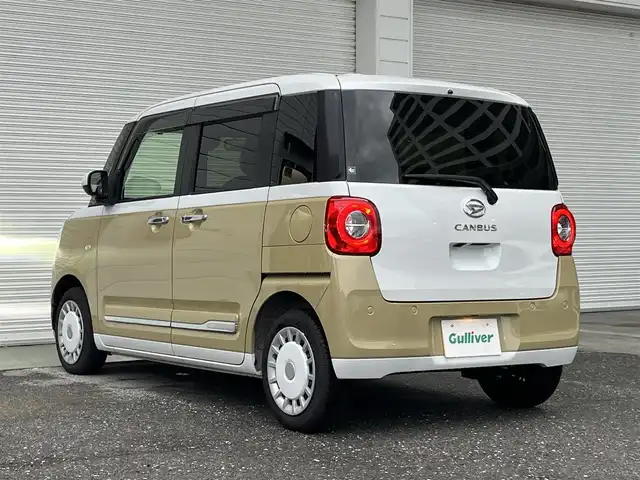 ダイハツ ムーヴ キャンバス ストライプス G 高知県 2024(令6)年 0.7万km シャイニングホワイトパール/サンドベージュメタリック 両側パワースライドドア/LEDヘッドライト/プッシュスタート/スマートキー/純正フロアマット/シートヒーター/ベンチシート/コーナーセンサー/オートマチックハイビーム/オートライト/衝突被害軽減システム/アイドリングストップ/横滑り防止装置/盗難防止装置