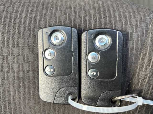 ホンダ フリード G ジャストセレクション 宮城県 2015(平27)年 5.4万km シルバー 登録時走行距離　５３３５８Km/パワーステアリング/横滑り防止装置/オートライト/AAC/ビルトインETC/ステアリングリモコン/片側パワースライドドア/アイドリングストップ/ABS/AM/FM・SD・USB・iPad・TV・AUX/Bluetooth接続/電動ミラー/純正フロアマット/パワーウインドウ/バックカメラ/3列目シート