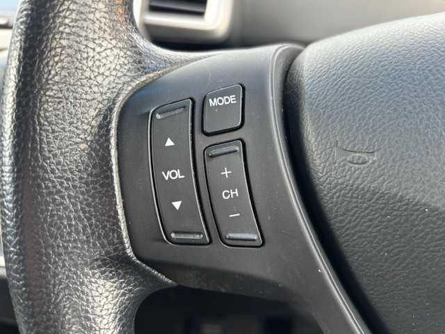 ホンダ フリード G ジャストセレクション 宮城県 2015(平27)年 5.4万km シルバー 登録時走行距離　５３３５８Km/パワーステアリング/横滑り防止装置/オートライト/AAC/ビルトインETC/ステアリングリモコン/片側パワースライドドア/アイドリングストップ/ABS/AM/FM・SD・USB・iPad・TV・AUX/Bluetooth接続/電動ミラー/純正フロアマット/パワーウインドウ/バックカメラ/3列目シート