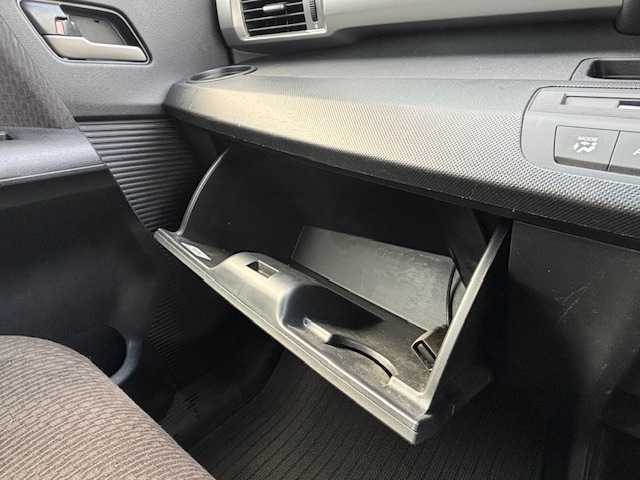 ホンダ フリード G ジャストセレクション 宮城県 2015(平27)年 5.4万km シルバー 登録時走行距離　５３３５８Km/パワーステアリング/横滑り防止装置/オートライト/AAC/ビルトインETC/ステアリングリモコン/片側パワースライドドア/アイドリングストップ/ABS/AM/FM・SD・USB・iPad・TV・AUX/Bluetooth接続/電動ミラー/純正フロアマット/パワーウインドウ/バックカメラ/3列目シート