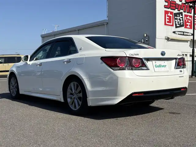 トヨタ クラウン ハイブリッド アスリートS 大分県 2015(平27)年 7.2万km ホワイトパールクリスタルシャイン ・純正ナビ(CD/DVD/USB/AUX/BT)/・バックカメラ/・フルセグテレビ/・レーダークルーズコントロール/・テレビキャンセラー/・コーナーセンサー/・ETC/・ドライブレコーダー/・ステアリングリモコン/・MTモード付き/・パワーシート/・シートヒーター/・ステアリングヒーター/・スマートキー/・プッシュスタートボタン