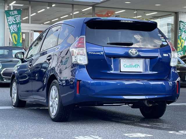 トヨタ プリウス α S 岡山県 2014(平26)年 10.3万km ダークブルーマイカ 登録時走行距離102258キロ/純正8インチナビ/AM/FM/TV/Bluetooth/SD/DVD/バックカメラ/アイドリングストップ/純正１６インチAW/純正フロアマット/HIDヘッドライト/プッシュスタート/スマートキー/ETC