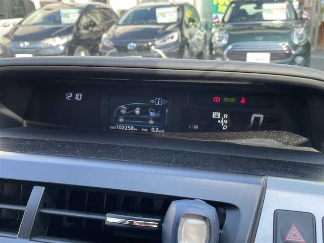 トヨタ プリウス α S 岡山県 2014(平26)年 10.3万km ダークブルーマイカ 登録時走行距離102258キロ/純正8インチナビ/AM/FM/TV/Bluetooth/SD/DVD/バックカメラ/アイドリングストップ/純正１６インチAW/純正フロアマット/HIDヘッドライト/プッシュスタート/スマートキー/ETC