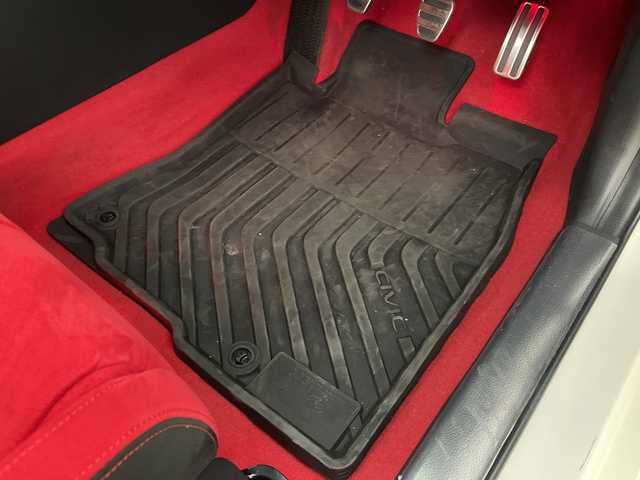 ホンダ シビック タイプR 群馬県 2025(令7)年 0.6万km チャンピオンシップホワイト ６ＭＴ　純正９型ナビ　バックカメラ　ビルトインＥＴＣ２．０　ＢＳＭ　アダプティブクルーズコントロール　衝突被害軽減ブレーキ　レーンアシスト　ＬＥＤヘッドライト　オートマチックハイビーム　禁煙