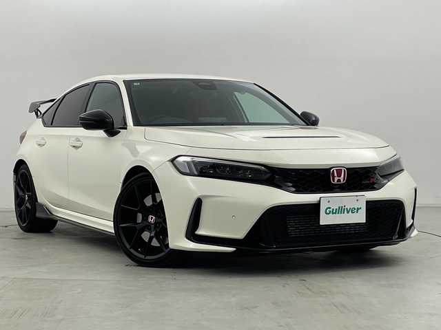 ホンダ シビック タイプR 群馬県 2025(令7)年 0.6万km チャンピオンシップホワイト ６ＭＴ　純正９型ナビ　バックカメラ　ビルトインＥＴＣ２．０　ＢＳＭ　アダプティブクルーズコントロール　衝突被害軽減ブレーキ　レーンアシスト　ＬＥＤヘッドライト　オートマチックハイビーム　禁煙
