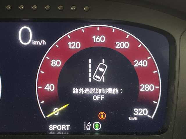 ホンダ シビック タイプR 群馬県 2025(令7)年 0.6万km チャンピオンシップホワイト ６ＭＴ　純正９型ナビ　バックカメラ　ビルトインＥＴＣ２．０　ＢＳＭ　アダプティブクルーズコントロール　衝突被害軽減ブレーキ　レーンアシスト　ＬＥＤヘッドライト　オートマチックハイビーム　禁煙