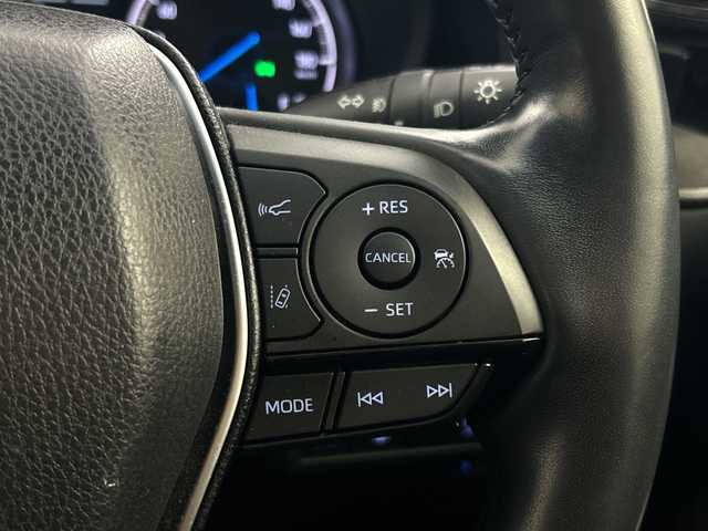 トヨタ ハリアー ハイブリッド Z レザーパッケージ 兵庫県 2021(令3)年 5.5万km プレシャスブラックパール ・純正ナビ/・Bluetooth/TV/USB/Miracast//・JBLサウンド/・全方位カメラ/・トヨタセーフティセンス/・プリクラッシュセーフティ/・レーントレーシングアシスト/・レーダークルーズコントロール/・アダプティブハイビームシステム/・ロードサインアシスト/・パーキングサポートブレーキ（前後方静止物）/・パーキングサポートブレーキ（後方接近車両）/・ブラインドスポットモニター/・車両接近通報装置/・先行車発進告知機能/・後退速度抑制機能/・ヘッドアップディスプレイ/・デジタルインナーミラー/・前後ドライブレコーダー/・パワーバックドア/・ステアリングヒーター/・レザーシート/・前席パワーシート（運転席メモリー付き）/・前席シートヒーター/・前席ベンチレーション/・フロアマット/・LEDヘッドライト/・LEDフォグランプ/・純正アルミホイールタイヤ/・取扱説明書/・保証書/・スペアキー