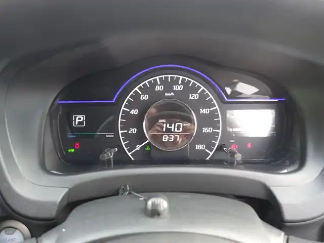 日産 ノート e－パワー X 静岡県 2020(令2)年 3.1万km ブリリアントシルバー 車検R9年2月26日まで/禁煙車/ディーラーオプションナビ（MM319D-W)/　　CD/DVD/BT/AUX/SD/フルセグTV/バックカメラ/純正前方ドライブレコーダー（DJ4-D）/インテリジェントエマージェンシーブレーキ/車線逸脱警報/踏み間違い衝突防止/フロント・バックソナー/LEDヘッドランプ/オートライト/ハイビームアシスト/プッシュスタート/スマートキー/純正フロアマット/取扱説明書/保証書