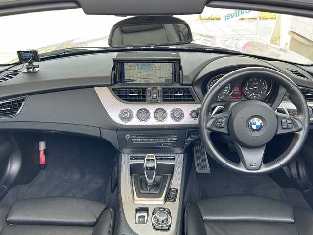 ＢＭＷ Ｚ４ sDrive20i Mスポーツ 愛知県 2016(平28)年 2.5万km アルピンホワイトⅢ レザーシート/純正ナビ/バックカメラ/CD・DVD・Bluetooth・USB・AUX/前席シートヒーター/前席パワーシート/オープンカー/前方ドライブレコーダー（コムテック）/パドルシフト/HIDヘッドライト(オートライト機能あり)/ミラー一体型ETC/スマートキー/プッシュスタート/純正フロアマット/保証書/取扱説明書/スペアキー