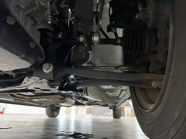 スズキ スペーシア HYBRID X 三重県 2022(令4)年 1万km オフブルーメタリック/ホワイト2トーン マイルドハイブリッド/FF/インパネCVT/純正 8インチナビ CN-RZ875（地図データ2025年）/（FM/AM/SD/iPod/TV/USB/Bluetooth/MEMORY MUSIC/CD/DVD/VTR）/バックアイカメラ/両側パワースライドドア/ドライブレコーダー 前後（ナビ連動）/ビルトイン ETC/スズキセーフティサポート/・デュアルカメラブレーキサポート/・車線逸脱警報/・車線逸脱抑制機能/・ふらつき警報/・アダプティブクルーズコントロール［ACC］/・リヤパーキングセンサー/・ハイビームアシスト/・先行車発進お知らせ/装備/・【OP】アップグレードパッケージ（ウインカー付電動格納ドアミラー、LEDヘッドランプなど）/・【OP】2トーンルーフカラーパッケージ『オフブルーメタリック／ホワイト2トーン［DAD］』/・シートヒーター（D）/・オートエアコン/・オートライト/・プッシュスタート/・パワーウインドウ/・純正ホイールキャップ＋14インチスチールホイール/・保/取/ナビ取/・スマートキーx2