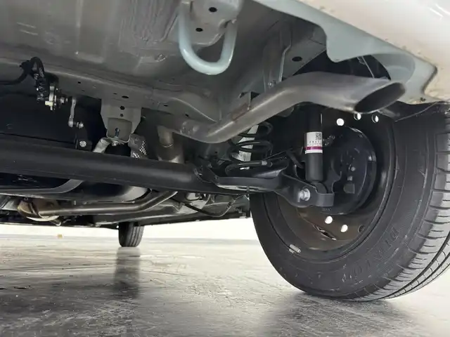 スズキ スペーシア HYBRID X 三重県 2022(令4)年 1万km オフブルーメタリック/ホワイト2トーン マイルドハイブリッド/FF/インパネCVT/純正 8インチナビ CN-RZ875（地図データ2025年）/（FM/AM/SD/iPod/TV/USB/Bluetooth/MEMORY MUSIC/CD/DVD/VTR）/バックアイカメラ/両側パワースライドドア/ドライブレコーダー 前後（ナビ連動）/ビルトイン ETC/スズキセーフティサポート/・デュアルカメラブレーキサポート/・車線逸脱警報/・車線逸脱抑制機能/・ふらつき警報/・アダプティブクルーズコントロール［ACC］/・リヤパーキングセンサー/・ハイビームアシスト/・先行車発進お知らせ/装備/・【OP】アップグレードパッケージ（ウインカー付電動格納ドアミラー、LEDヘッドランプなど）/・【OP】2トーンルーフカラーパッケージ『オフブルーメタリック／ホワイト2トーン［DAD］』/・シートヒーター（D）/・オートエアコン/・オートライト/・プッシュスタート/・パワーウインドウ/・純正ホイールキャップ＋14インチスチールホイール/・保/取/ナビ取/・スマートキーx2