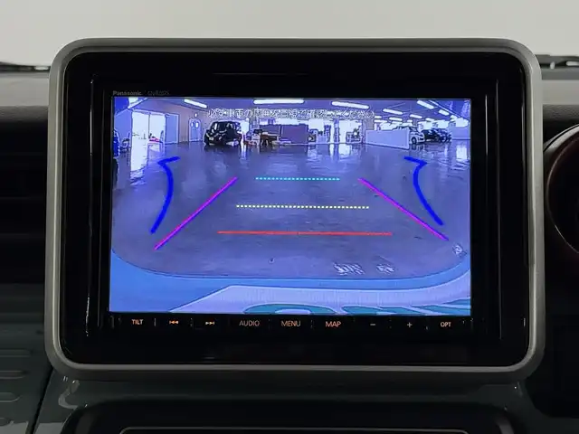 スズキ スペーシア HYBRID X 三重県 2022(令4)年 1万km オフブルーメタリック/ホワイト2トーン マイルドハイブリッド/FF/インパネCVT/純正 8インチナビ CN-RZ875（地図データ2025年）/（FM/AM/SD/iPod/TV/USB/Bluetooth/MEMORY MUSIC/CD/DVD/VTR）/バックアイカメラ/両側パワースライドドア/ドライブレコーダー 前後（ナビ連動）/ビルトイン ETC/スズキセーフティサポート/・デュアルカメラブレーキサポート/・車線逸脱警報/・車線逸脱抑制機能/・ふらつき警報/・アダプティブクルーズコントロール［ACC］/・リヤパーキングセンサー/・ハイビームアシスト/・先行車発進お知らせ/装備/・【OP】アップグレードパッケージ（ウインカー付電動格納ドアミラー、LEDヘッドランプなど）/・【OP】2トーンルーフカラーパッケージ『オフブルーメタリック／ホワイト2トーン［DAD］』/・シートヒーター（D）/・オートエアコン/・オートライト/・プッシュスタート/・パワーウインドウ/・純正ホイールキャップ＋14インチスチールホイール/・保/取/ナビ取/・スマートキーx2