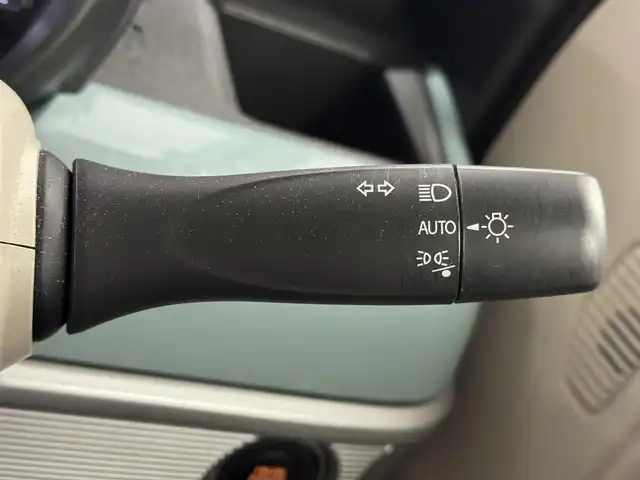 スズキ スペーシア HYBRID X 三重県 2022(令4)年 1万km オフブルーメタリック/ホワイト2トーン マイルドハイブリッド/FF/インパネCVT/純正 8インチナビ CN-RZ875（地図データ2025年）/（FM/AM/SD/iPod/TV/USB/Bluetooth/MEMORY MUSIC/CD/DVD/VTR）/バックアイカメラ/両側パワースライドドア/ドライブレコーダー 前後（ナビ連動）/ビルトイン ETC/スズキセーフティサポート/・デュアルカメラブレーキサポート/・車線逸脱警報/・車線逸脱抑制機能/・ふらつき警報/・アダプティブクルーズコントロール［ACC］/・リヤパーキングセンサー/・ハイビームアシスト/・先行車発進お知らせ/装備/・【OP】アップグレードパッケージ（ウインカー付電動格納ドアミラー、LEDヘッドランプなど）/・【OP】2トーンルーフカラーパッケージ『オフブルーメタリック／ホワイト2トーン［DAD］』/・シートヒーター（D）/・オートエアコン/・オートライト/・プッシュスタート/・パワーウインドウ/・純正ホイールキャップ＋14インチスチールホイール/・保/取/ナビ取/・スマートキーx2