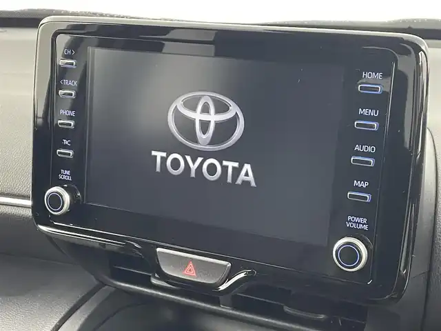 トヨタ ヤリスクロス ハイブリッド Z 福島県 2023(令5)年 2.1万km ブラックマイカ/プラチナホワイトパールマイカ トヨタセーフティーセンス　/・PCS/・車線逸脱警報/・レーンキープアシスト/・オートマチックハイビーム/・レーダークルーズコントロール/・クリアランスソナー/純正ディスプレイオーディオ/全方位カメラ　/ＥＴＣ　/パワーシート　/ＡＶＨ　/・電子パーキング　/プッシュスタート　/・スマートキー　/ＬＥＤライト　/・オートライト　/ステアリングスイッチ/・革巻きステアリング/・チルトステアリング/純正フロアマット/アイドリングストップ/・横滑り防止装置/電動格納ウィンカーミラー