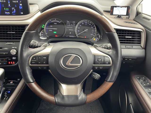 レクサス ＲＸ 450h バージョンL 千葉県 2021(令3)年 2.6万km ブラック 純正メーカーメモリナビ/BT フルセグTV CD Miracast/ビルトインETC2.0/全方位モニター/茶本革シート/前席パワーシート/前席エアーシート/全席シートヒーター/パドルシフト/ステアリングヒーター/ヘッドアップディスプレイ/ブラインドスポットモニター/コーナーセンサー/前後ドライブレコーダー/衝突軽減ブレーキ/レーンキープアシスト/レーダークルーズコントロール/100V電源/オートライト/LEDライト/GPSレーダー/プッシュスタート/スマートキー