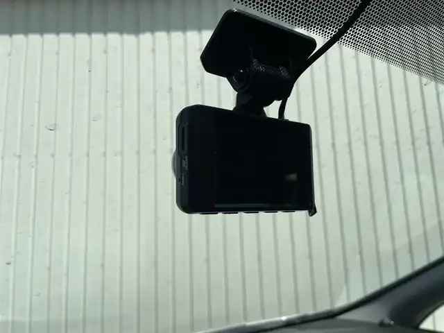 トヨタ ヴェルファイア 2．4Z プラチナセレクション 富山県 2010(平22)年 7.5万km ホワイトパールクリスタルシャイン ダブルサンルーフ／/メーカーナビ／/フルセグＴＶ／/ＤＶＤ再生／/バックカメラ／/純正フリップダウンモニター／/両側パワースライドドア／/７人乗／/ステアリングスイッチ／/ビルトインＥＴＣ／/パワーバックドア／