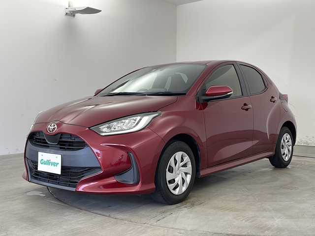 トヨタ ヤリス G 兵庫県 2020(令2)年 5.8万km センシュアルレッドマイカ ・純正ディスプレイオーディオ/・BT/USB/Apple CarPlay/AndroidAuto/・バックカメラ/・トヨタセーフティセンス/・プリクラッシュセーフティ/・レーンディパーチャーアラート/・クリアランスソナー/・パーキングサポートブレーキ/・標識検知機能/・先行車発進告知/・オートマチックハイビーム/・横滑り防止装置/・前後コーナーセンサー/・LEDオートライト/・ビルトインETC/・純正フロアマット/・ステアリングリモコン/・ヘッドライトレベライザー/・スマートキー/・スペアキー/・プッシュスタート/・W＋サイドエアバッグ/・カーテンエアバッグ/・シートリフター