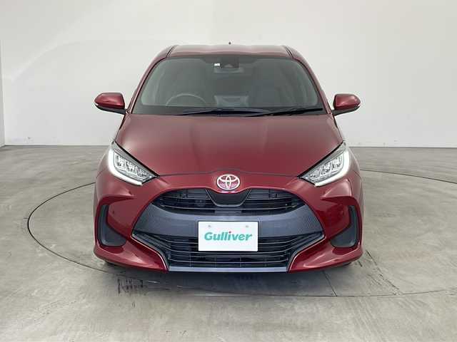 トヨタ ヤリス G 兵庫県 2020(令2)年 5.8万km センシュアルレッドマイカ ・純正ディスプレイオーディオ/・BT/USB/Apple CarPlay/AndroidAuto/・バックカメラ/・トヨタセーフティセンス/・プリクラッシュセーフティ/・レーンディパーチャーアラート/・クリアランスソナー/・パーキングサポートブレーキ/・標識検知機能/・先行車発進告知/・オートマチックハイビーム/・横滑り防止装置/・前後コーナーセンサー/・LEDオートライト/・ビルトインETC/・純正フロアマット/・ステアリングリモコン/・ヘッドライトレベライザー/・スマートキー/・スペアキー/・プッシュスタート/・W＋サイドエアバッグ/・カーテンエアバッグ/・シートリフター