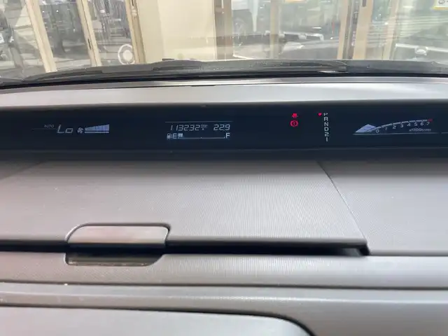ホンダ ステップワゴン G Lパッケージ 埼玉県 2006(平18)年 11.4万km アラバスターシルバーメタリック 純正HDDナビ/　　　CD/DVD/HDDMSV/純正サイドスポイラー/バックカメラ/両側パワースライドドア/社外17インチアルミホイール