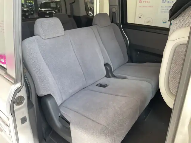 ホンダ ステップワゴン G Lパッケージ 埼玉県 2006(平18)年 11.4万km アラバスターシルバーメタリック 純正HDDナビ/　　　CD/DVD/HDDMSV/純正サイドスポイラー/バックカメラ/両側パワースライドドア/社外17インチアルミホイール