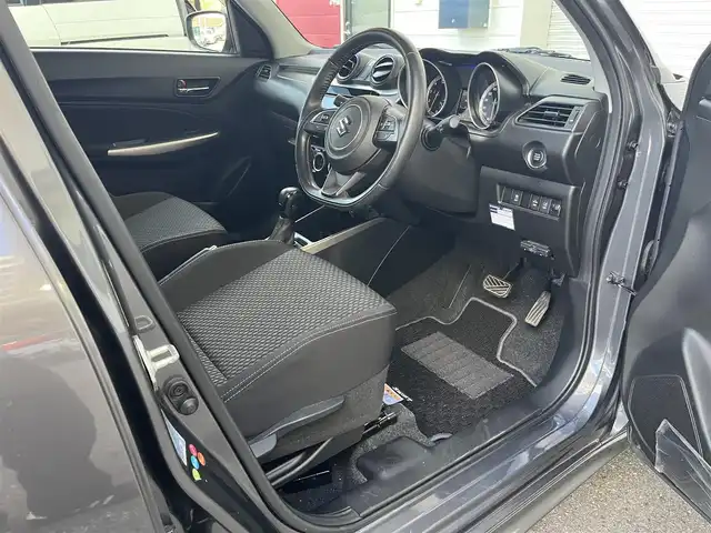 スズキ スイフト XR LTD 高知県 2019(平31)年 5万km ミネラルグレーM 純正ナビ/　Bluetooth/フルセグ/　CD/DVD/AM/FM/ワンオーナー/バックカメラ/ビルトインETC/ドライブレコーダー/クルーズコントロール/社外15インチアルミホイール/純正フロアマット/シートヒーター/プッシュスタート/スマートキー/スペアキー/オートライト/衝突被害軽減システム/盗難防止装置/保証書/取扱説明書