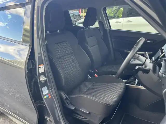 スズキ スイフト XR LTD 高知県 2019(平31)年 5万km ミネラルグレーM 純正ナビ/　Bluetooth/フルセグ/　CD/DVD/AM/FM/ワンオーナー/バックカメラ/ビルトインETC/ドライブレコーダー/クルーズコントロール/社外15インチアルミホイール/純正フロアマット/シートヒーター/プッシュスタート/スマートキー/スペアキー/オートライト/衝突被害軽減システム/盗難防止装置/保証書/取扱説明書