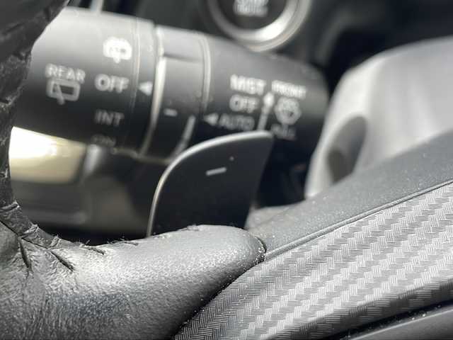 マツダ デミオ XD ツーリング Lパッケージ 山梨県 2015(平27)年 2.7万km アルミニウムメタリック ４WD/純正ナビ　/フルセグ　/ＥＴＣ　/バックカメラ　/Ｂｌｕｅｔｏｏｔｈ接続　/衝突軽減装置　/ＨＵＤ　/ＢＳＭ　/オートマチックハイビーム　/ハーフレザーシート　/オートライト　/オートエアコン　/ＬＥＤヘッドライト