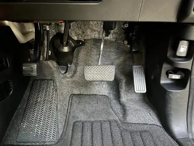 ホンダ Ｎ ＢＯＸ G SSパッケージ 高知県 2013(平25)年 9.7万km プレミアムホワイトパール 社外CD・DVDプレイヤー/バックカメラ/ETC/フルセグテレビ/プッシュスタート/スマートキー/スペアキー/アイドリングストップ/純正フロアマット/純正14インチアルミホイール/両側パワースライドドア/チップアップシート/ベンチシート/横滑り防止装置/盗難防止装置/保証書/記録簿/取扱説明書