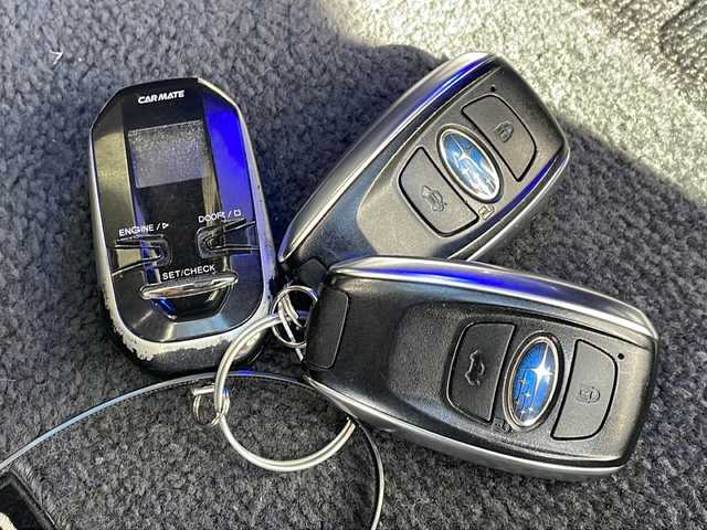 スバル ＷＲＸ Ｓ４ 2．0GT‐S アイサイト 長野県 2016(平28)年 6.1万km アイスシルバーメタリック ４ＷＤ/ＳＴＩリップ/ブラックレザーシート/メモリナビフルセグＴＶ/バックカメラ/ＥＴＣ/ドライブレコーダー/純正18インチアルミ/クルーズコントロール/プッシュスタート/車高調/社外4本出しマフラー/純正マフラー積込/シートヒーター/保証書・取説